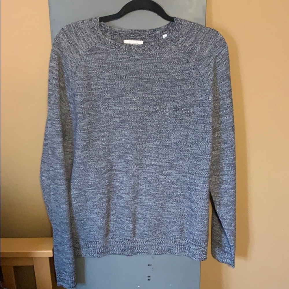 Crew neck sweater